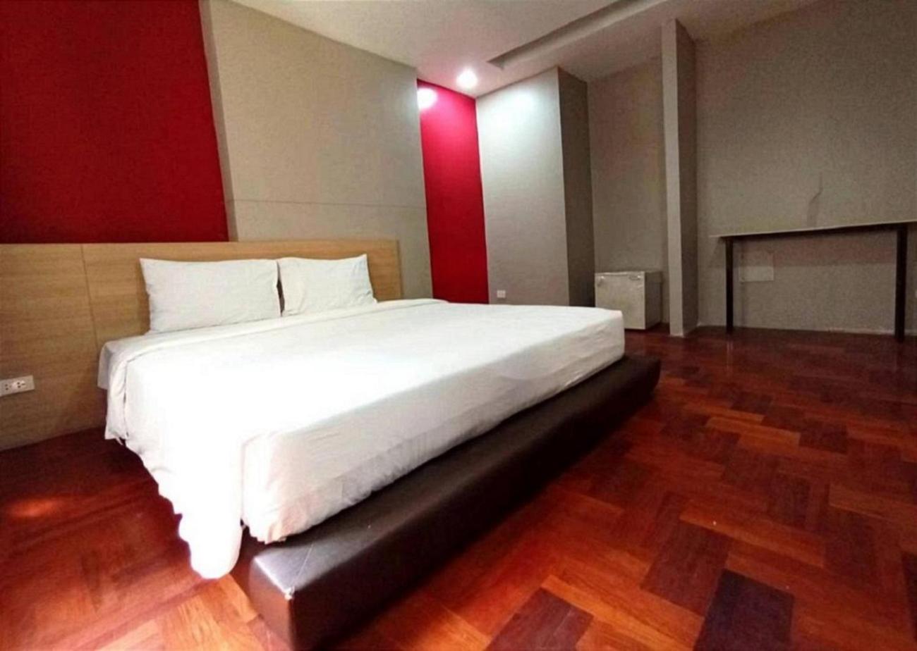 Go Inn Silom Road -Bts Saint Louis Bangkok Dış mekan fotoğraf